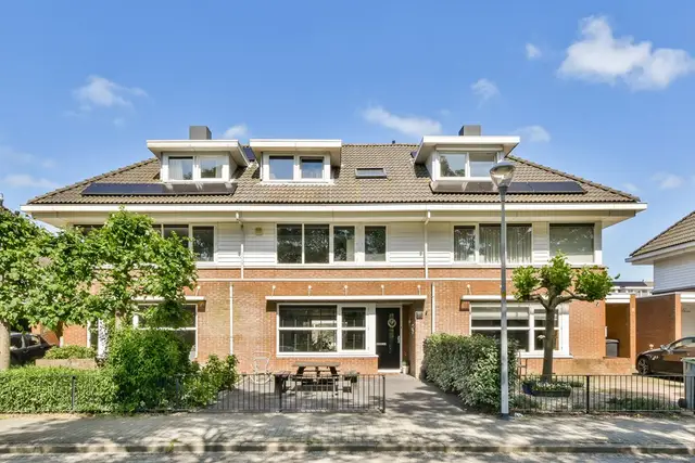 Eengezinswoning Laan van Bizet, Nieuw-Vennep
